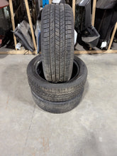 Used tire 215/50R17 Kumho Solus